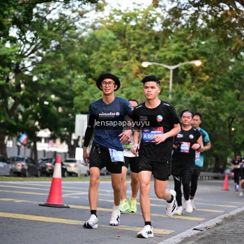 Runner Photo 3944971