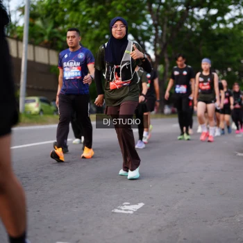 Runner Photo 3944973