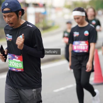 Runner Photo 3945055