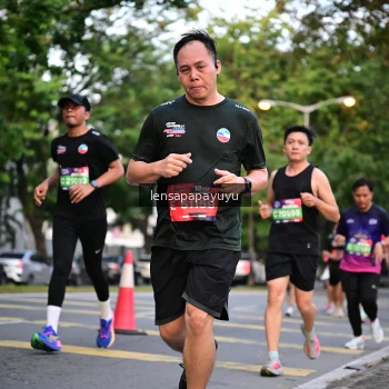 Runner Photo 3945071
