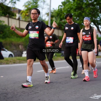 Runner Photo 3945111