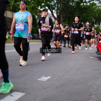 Runner Photo 3945156