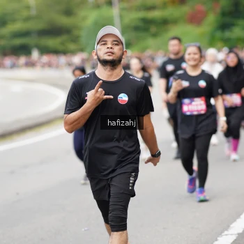 Runner Photo 3945281