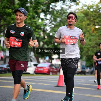 Runner Photo 3945326