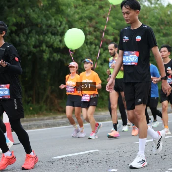 Runner Photo 3945343