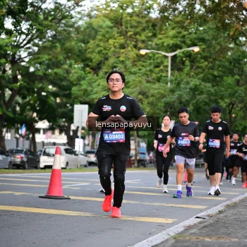 Runner Photo 3945379