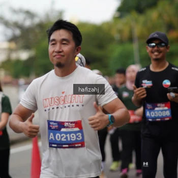Runner Photo 3945399