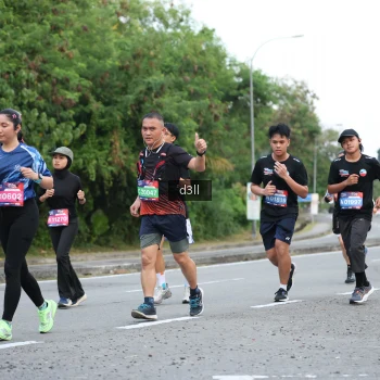 Runner Photo 3945533