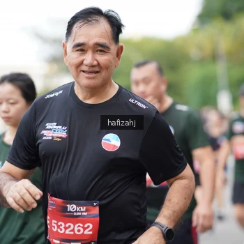 Runner Photo 3945543