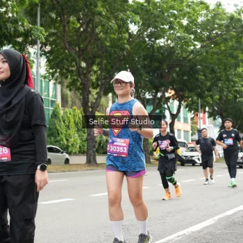 Runner Photo 3945565