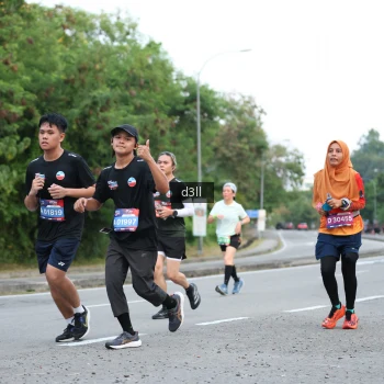 Runner Photo 3945566