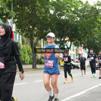 Runner Photo 3945577