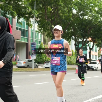 Runner Photo 3945581