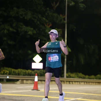 Runner Photo 3945593