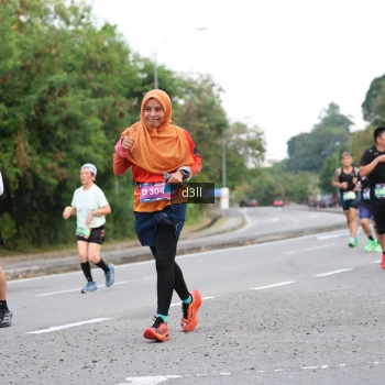 Runner Photo 3945624