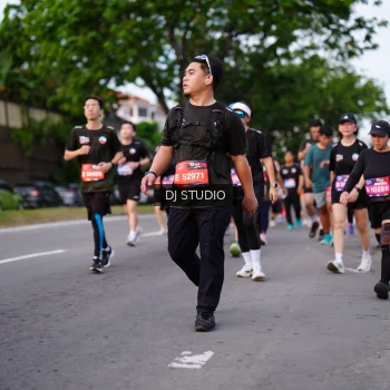 Runner Photo 3945656