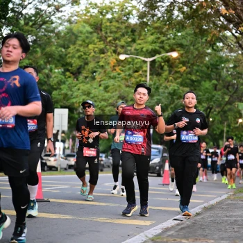 Runner Photo 3945659