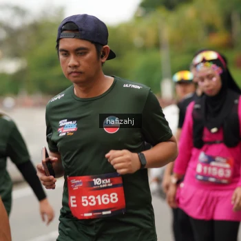 Runner Photo 3945700