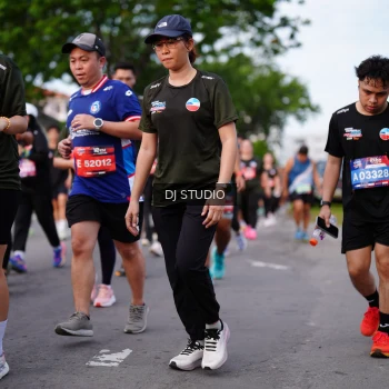 Runner Photo 3945711