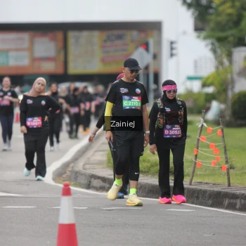 Runner Photo 3945722