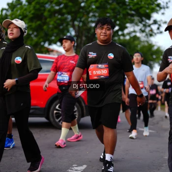 Runner Photo 3945733