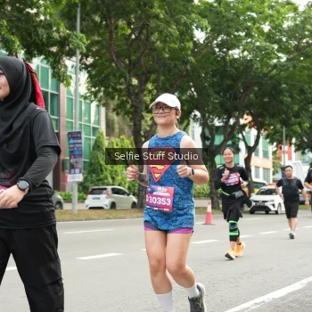 Runner Photo 3945784