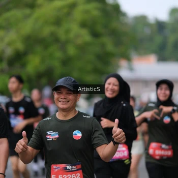 Runner Photo 3945797
