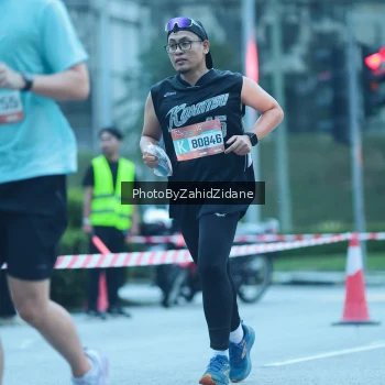 Runner Photo 3945849