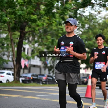 Runner Photo 3945944
