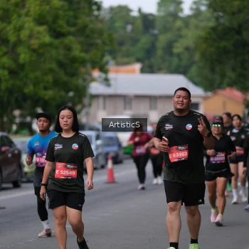 Runner Photo 3946029