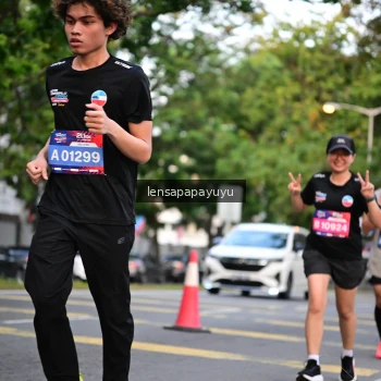 Runner Photo 3946059