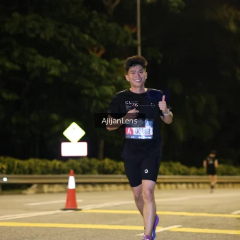 Runner Photo 3946070