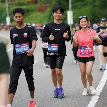 Runner Photo 3946076