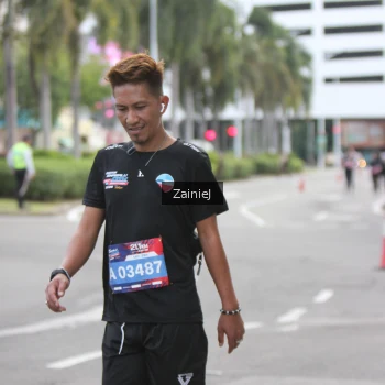 Runner Photo 3946077
