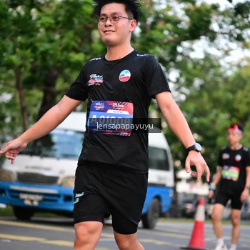 Runner Photo 3946113