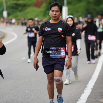 Runner Photo 3946155