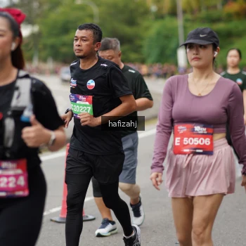Runner Photo 3946241