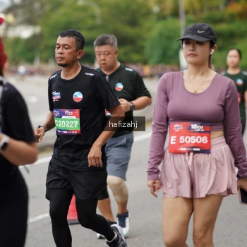 Runner Photo 3946243