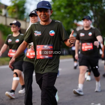 Runner Photo 3946275