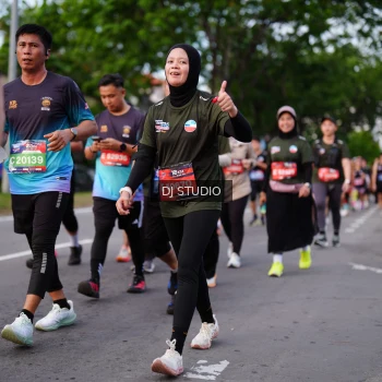 Runner Photo 3946326