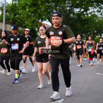 Runner Photo 3946518
