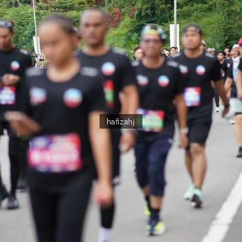 Runner Photo 3946525