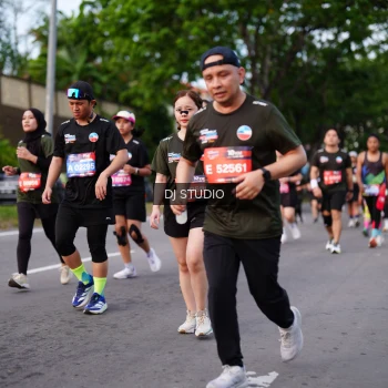 Runner Photo 3946527