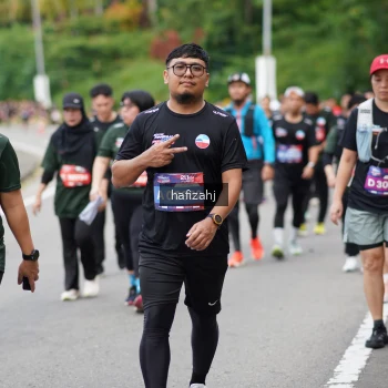 Runner Photo 3946531