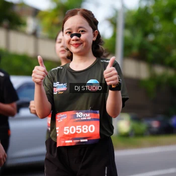 Runner Photo 3946573