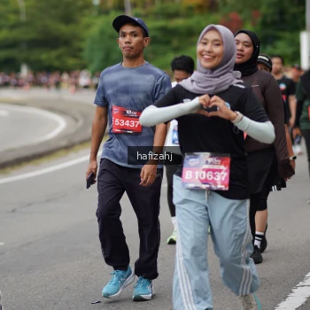 Runner Photo 3946582