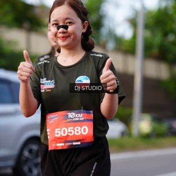 Runner Photo 3946592