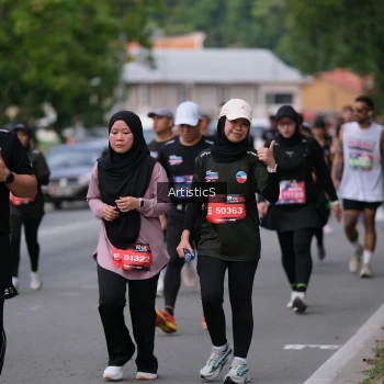 Runner Photo 3946615