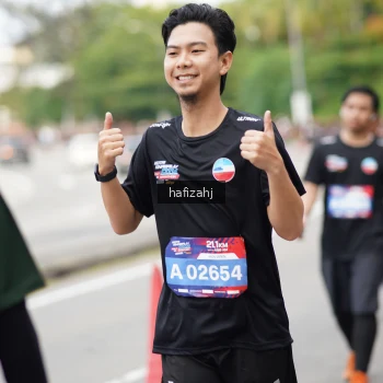 Runner Photo 3946634