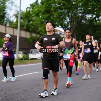 Runner Photo 3946659